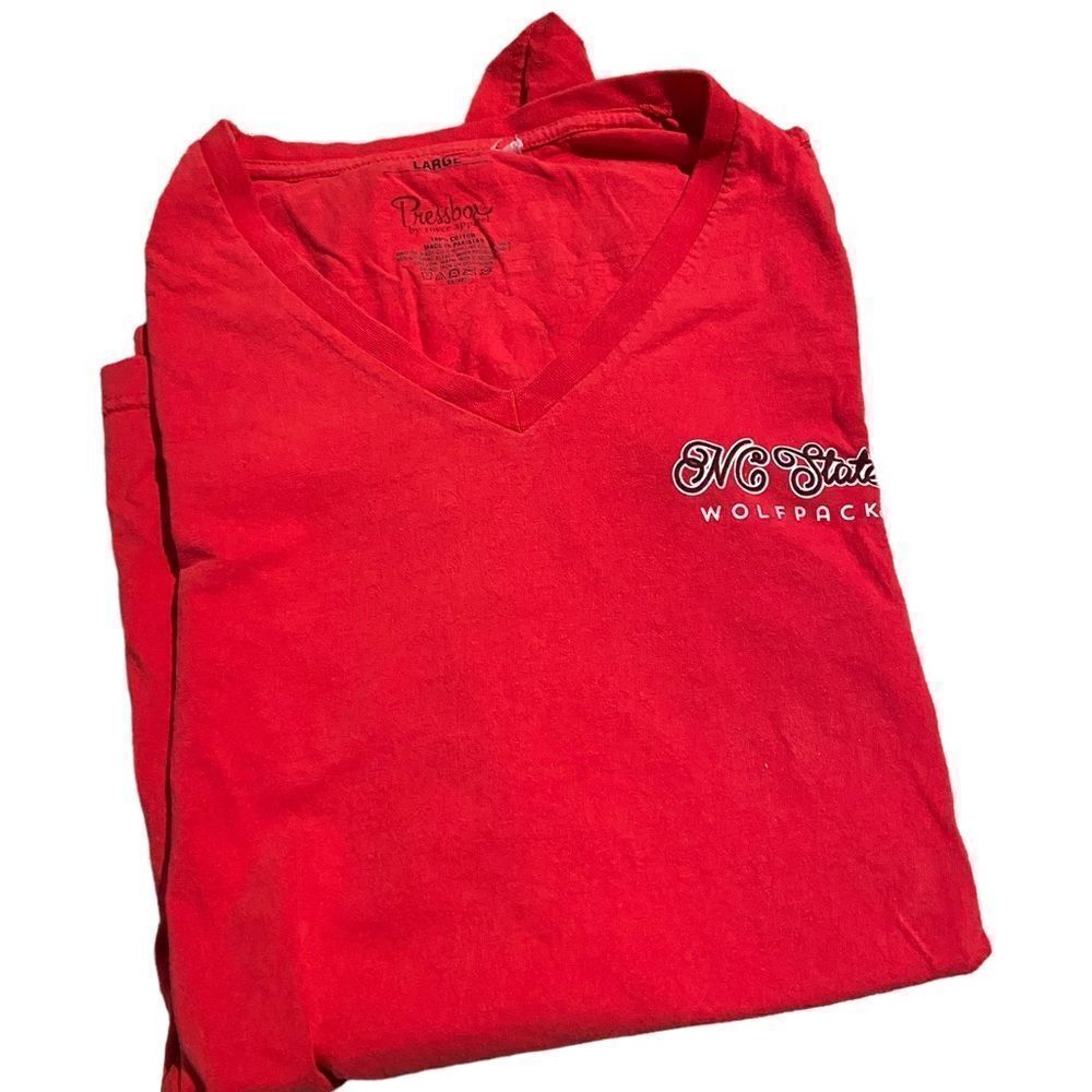 Press Box by Royce Apparel size large v necked college t shirt
